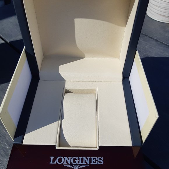 Longines watch box ( empty) - Picture 1 of 3